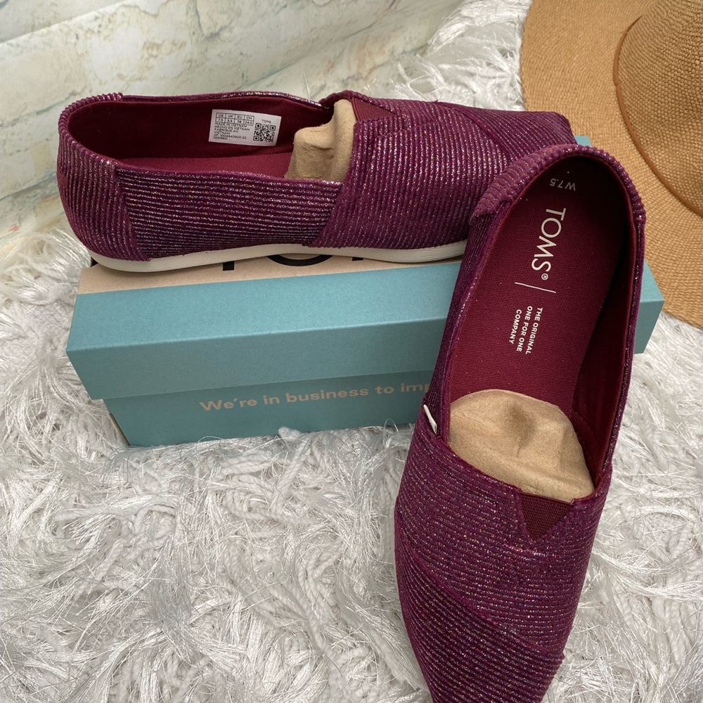 New in Box Women’s TOMS Alpargata Holiday Look Ribbed Glitter